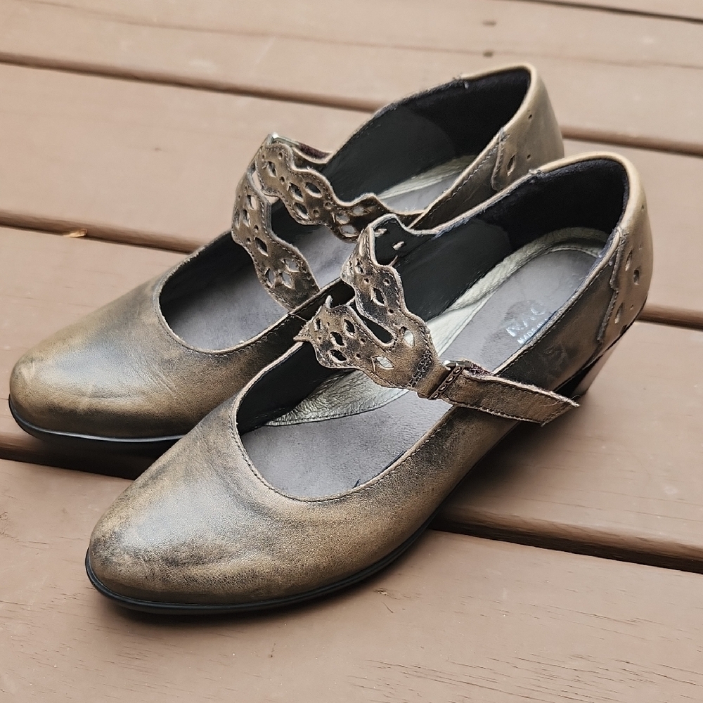 Naot Amato Vintage Grey Leather Heels 39